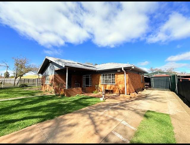 4 BEDROOM HOUSE FOR SALE IN VANDERBIJLPARK CW 6